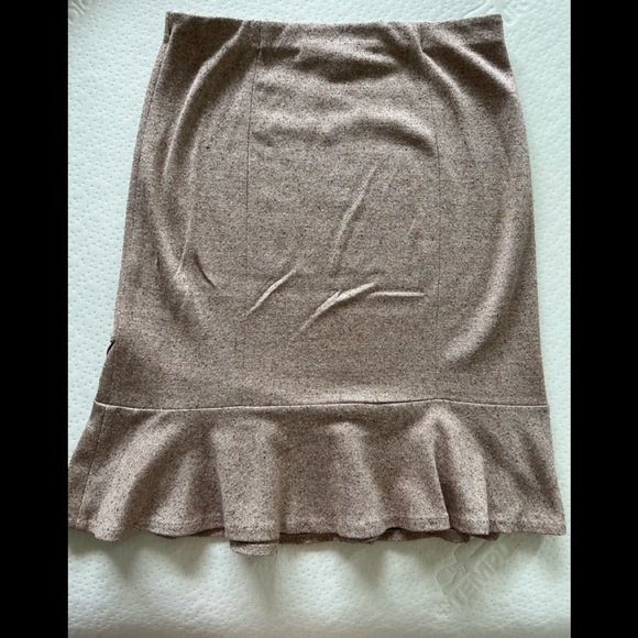 Express Tweed Peplum Hem Skirt, Light Brown, Size XS, Pre-owned - Picture 4 of 9